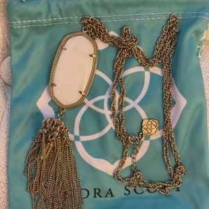 White Kendra Scott Rayne necklace